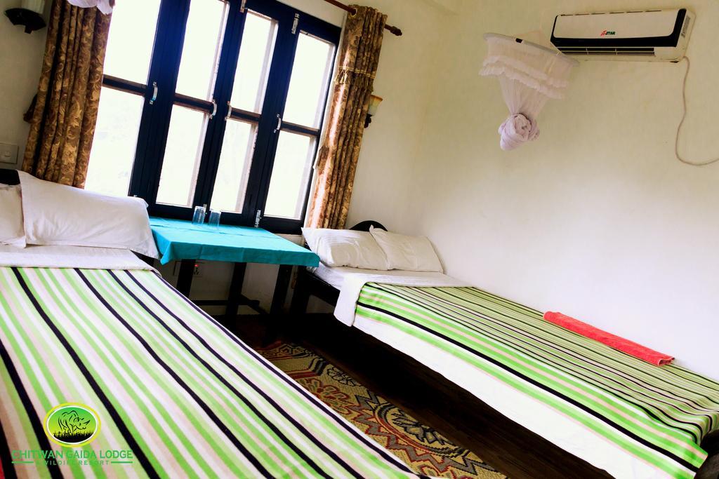 Chitwan Gaida Lodge 索拉哈 外观 照片